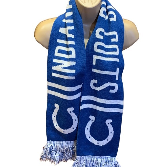NWOT NFL‎ Indianapolis Colts Winter Scarf - Picture 1 of 6